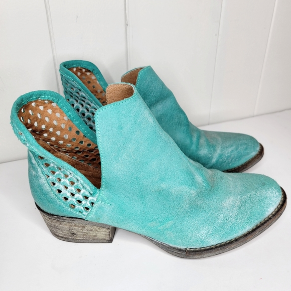 Circle G Shoes - Circle G by Corral Ladies Turquoise Cutout Bootie Women's Size 9.5